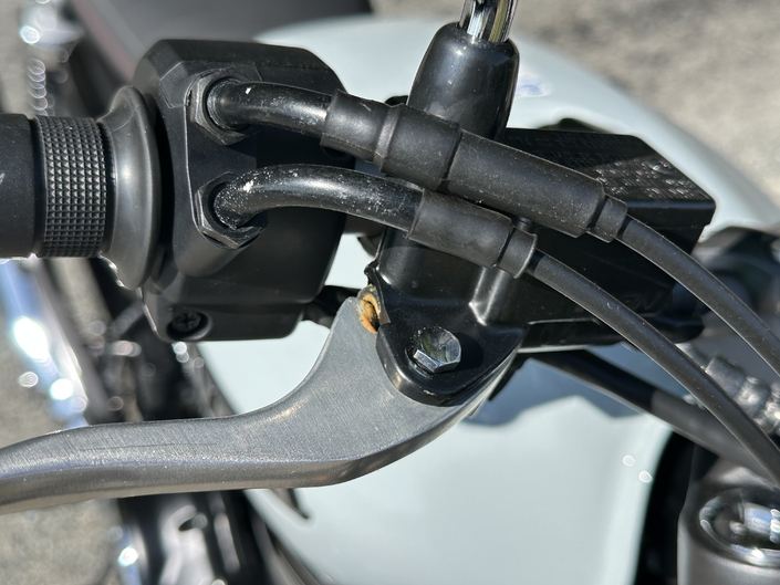 La Honda GB350S est-elle plus qu’un exercice de style ?