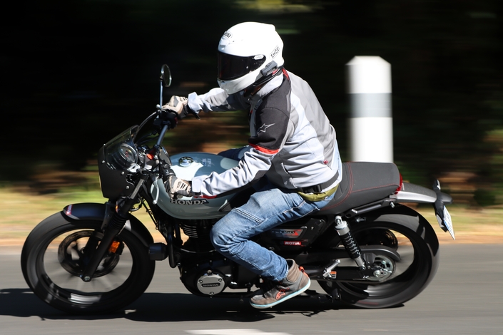 La Honda GB350S est-elle plus qu’un exercice de style ?