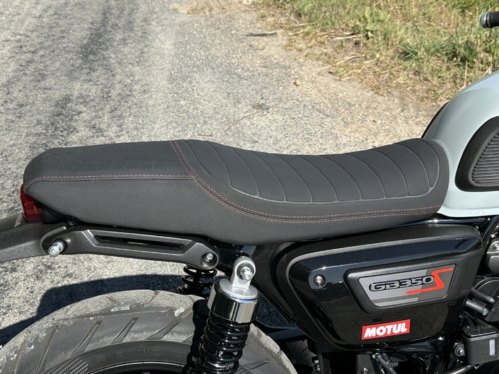 La Honda GB350S est-elle plus qu’un exercice de style ?