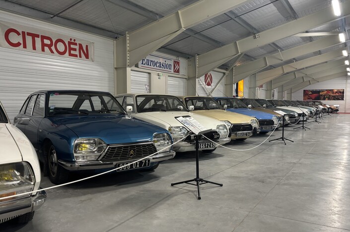 L'homme aux 120 Citroën qui a décidé d'en faire un incroyable musée