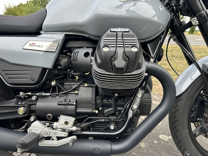 La Moto Guzzi V7 Sport est t-elle la reine des néo-classiques ?