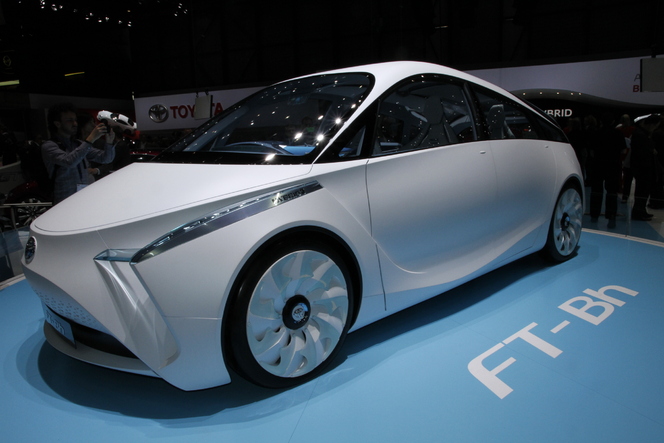 En direct de Genève 2012 : Toyota FT-Bh, frugale et spéciale