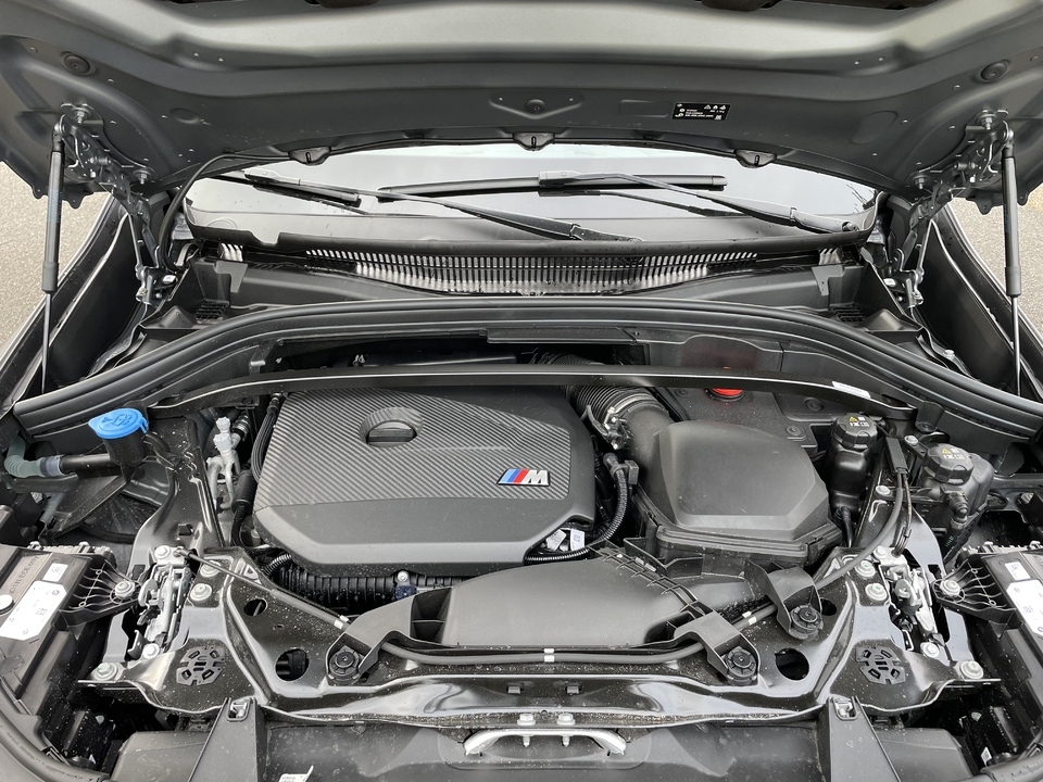 BMW X1 M35i (2024) : que vaut la version thermique de 300 ch ? (Essai)