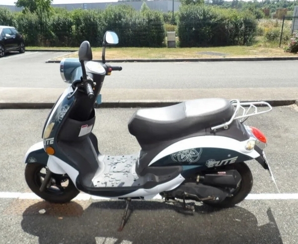 Scooter électrique Eurocka JJ 50 QT 2014