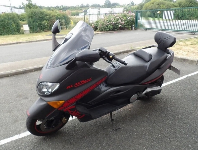 Scooter Yamaha T Max 500 cm3 2009 (lot n° 14)