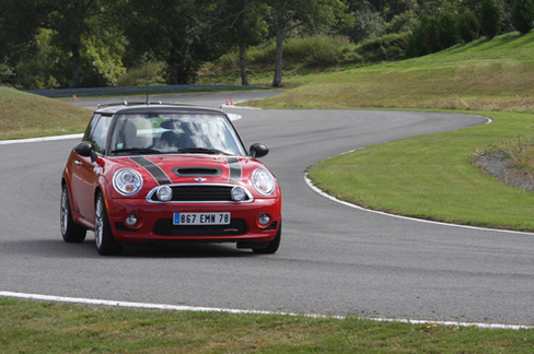 Essai vidéo - Mini John Cooper Works: du beau travail, mais...