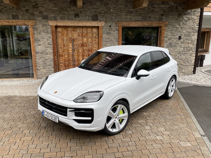 Le Porsche Cayenne, victime de la guerre commerciale.
