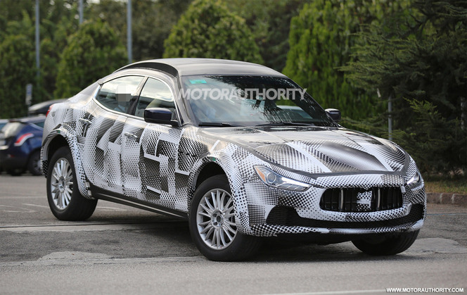 Surprise : le futur SUV Maserati Levante se cache là-dessous