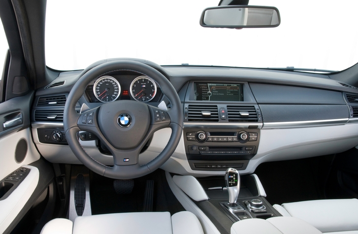 Présentation chic et finition de haut niveau pour les BMW X5 et X6 M, ici en 2009.