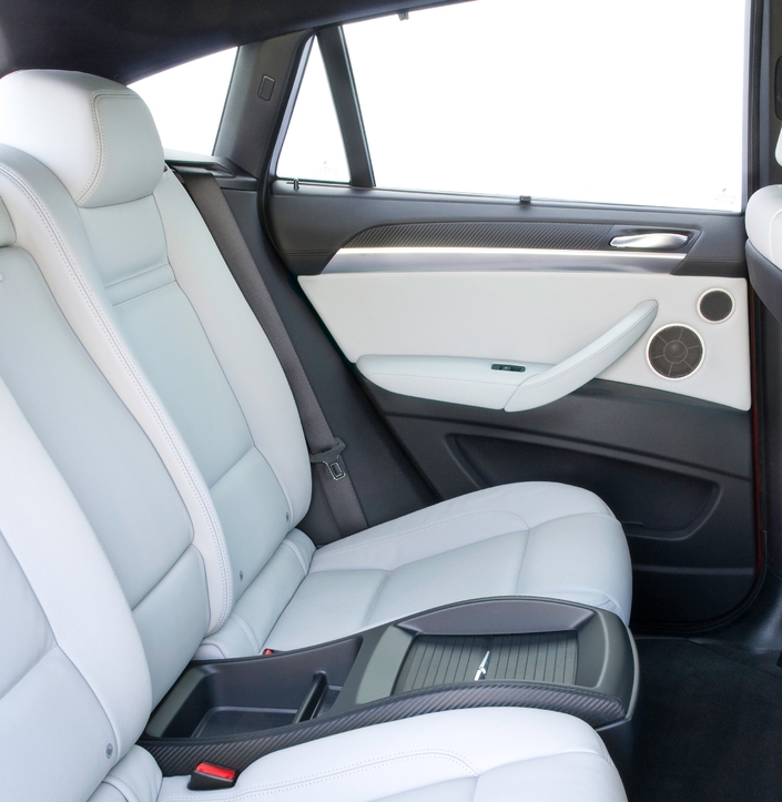 Spécificité du BMW X6 M à son apparition en 2009 : il ne compte que 4 places !