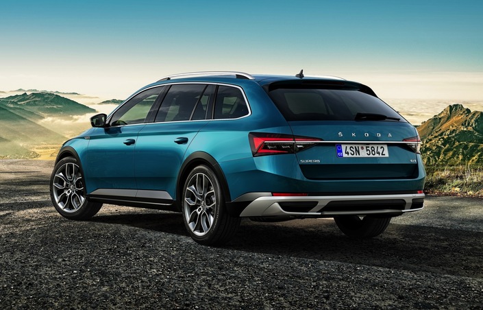 Skoda Superb restylée (2019) : prix à partir de 36 250 €
