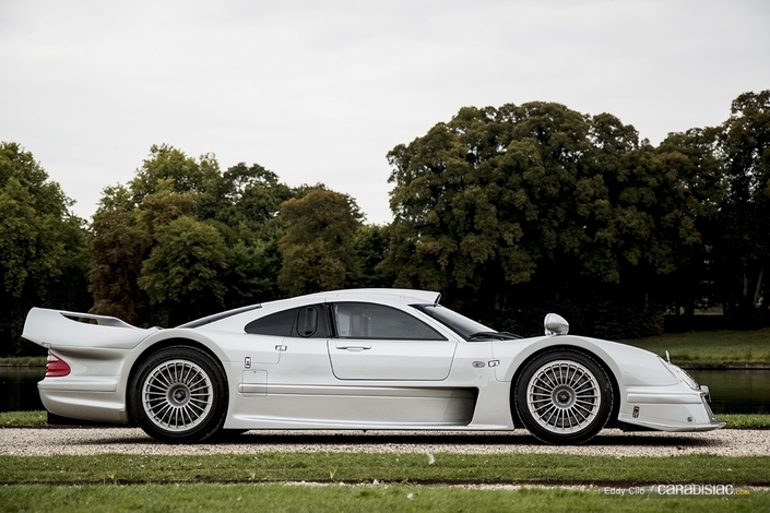 L'unique Mercedes CLK-LM, voiture de course de route - "Dans le regard d'Eddy" par Pierre-Olivier Marie