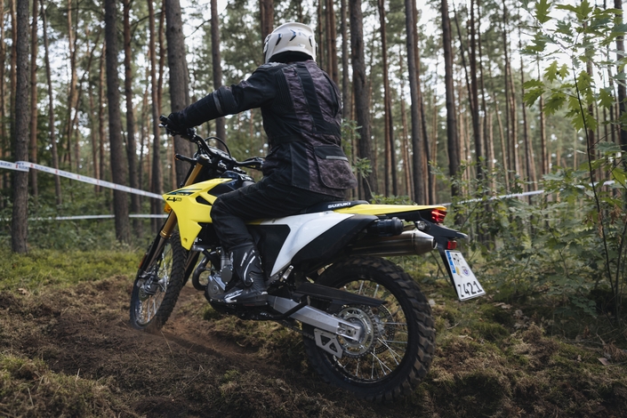 Suzuki DR-Z4S : un achat au prix du terrain (constructible)