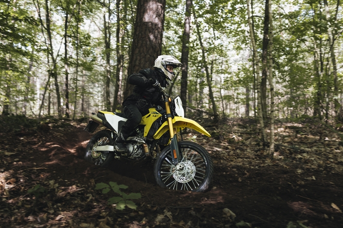 Suzuki DR-Z4S : un achat au prix du terrain (constructible)