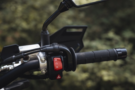Suzuki DR-Z4S : un achat au prix du terrain (constructible) 