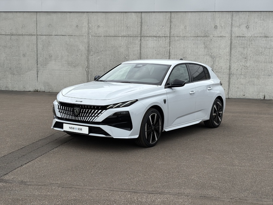 S8-peugeot-308-un-restylage-qui-va-faire-du-bien-850743.jpg