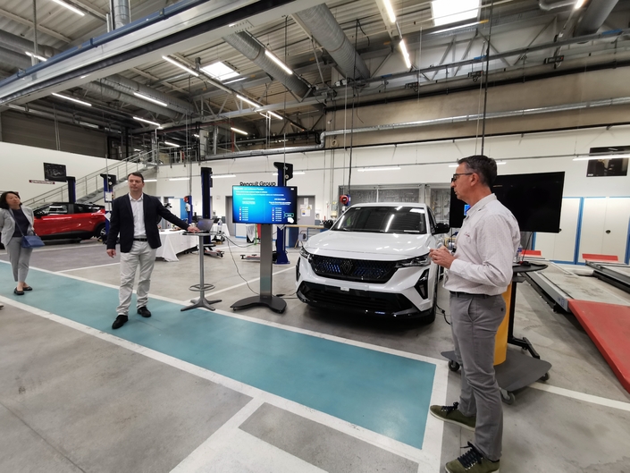 Chez Renault, on s'intéresse depuis longtemps aux bruits anormaux. Et aujourd'hui, l'IA et ses algorithmes est capable de les reconnaître et d'orienter le diagnostic.