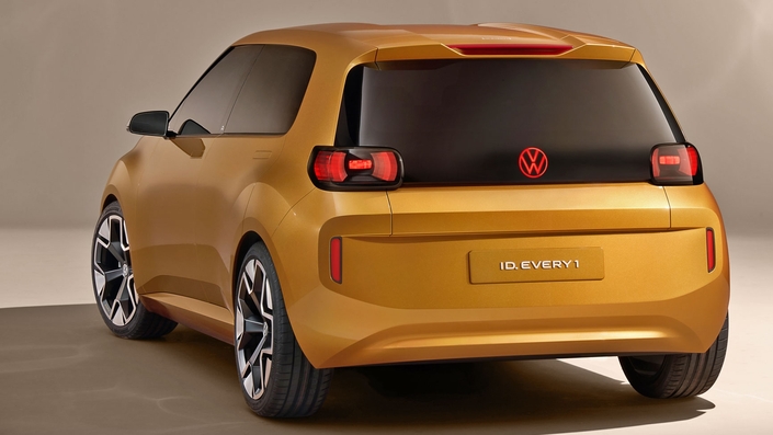 Dotée d’un électromoteur de 95 ch et d’une batterie lui permettant de disposer d’une autonomie de 250 km, la Volkswagen ID.1 sera idéale pour les déplacements urbains et périurbains. Pour une auto électrique plus polyvalente, il faudra choisir l’ID.2. © Volkswagen