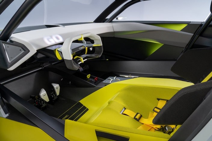 Avec la Corsa GSE Vision Gran Turismo, Opel invente la voiture conçue pour un jeu vidéo