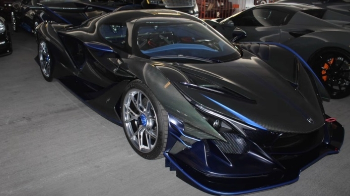 Un couple monte une arnaque de type Ponzi pour acheter des Bugatti, Pagani et Rolls-Royce