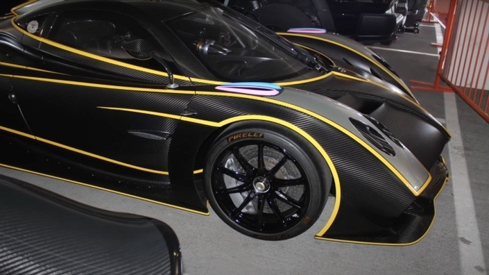 Un couple monte une arnaque de type Ponzi pour acheter des Bugatti, Pagani et Rolls-Royce