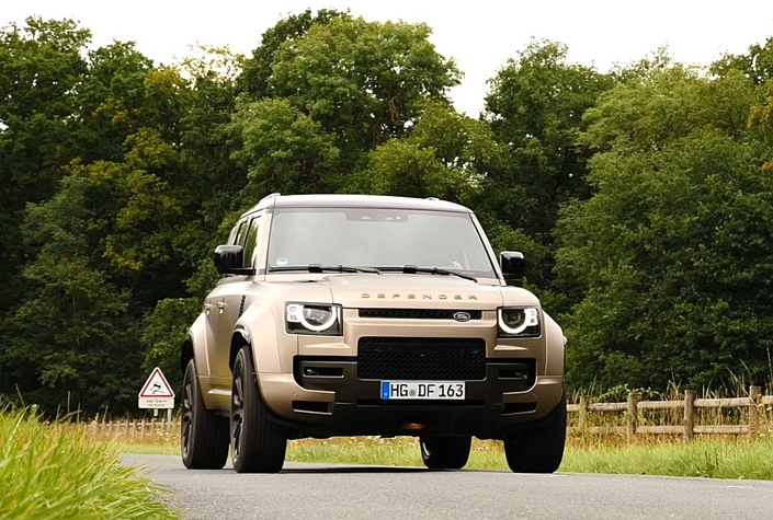 Le Land Rover Defender Octa est-il aussi délirant que son prix ?