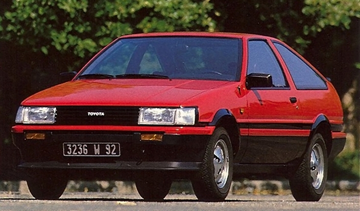 La Toyota Corolla GT AE86 a été brièvement importée en France en 1984 et 1985. Bon courage pour en trouver une !
