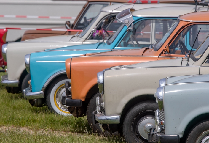 Ce samedi-là, au fil des heures, les terrains de camping proches de Sopron accueillent de plus en plus de Trabant - Crédit Jens Bettner/dpa/picture-alliance/Newscom/MaxPPP