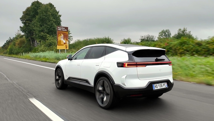 Polestar 3 : le SUV à l'autonomie record testé sur 1 000 km !