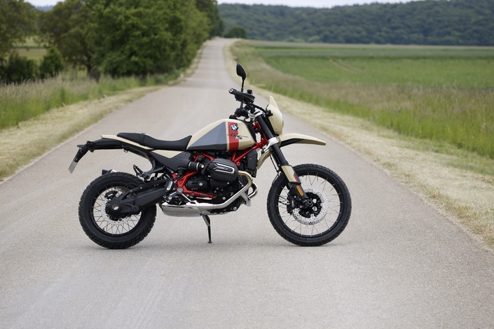 Comment faire simple, quand on peut faire cher ? La réponse avec la BMW R12 G/S