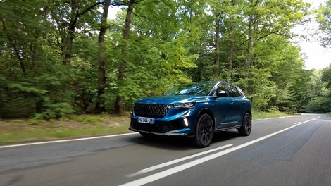 Le nouveau Citroën C5 Aircross affronte pour la première fois le Peugeot 3008 et le Renault Austral restylé