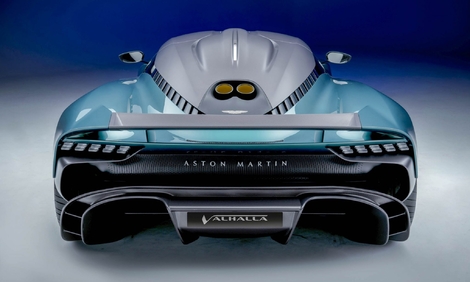 L'influenceur Andrew Tate empêché d'acheter une Aston Martin Valhalla par les autorités anglaises
