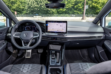 Depuis le restylage, la Golf arbore une tablette tactile mieux pensée et, surtout, plus imposante.