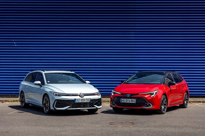 La Volkswagen Golf SW et la Toyota Corolla Touring Sports se battent pour le titre de meilleur break compact