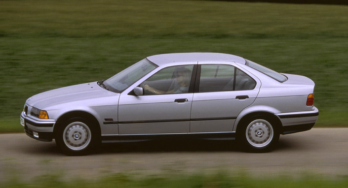 Châssis hyper équilibré, trains roulants rigoureux, moteur fantastique d'agrément, la BMW 325i E36, ici en 1991, cumule les qualités.