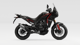 Le trail Moto Morini X-Cape passe au 700 et prend des chevaux