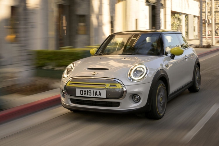 Mini : voici la version électrique Cooper SE