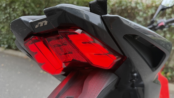 L'Ultraviolette F77 Mach 2 est un équivalent 125 cm3 performant et presque abordable