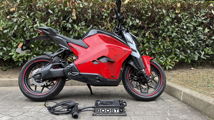 L'Ultraviolette F77 Mach 2 est un équivalent 125 cm3 performant et presque abordable