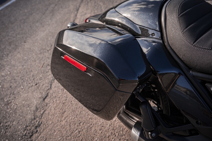 La Moto Morini Calibro s'équipe pour le voyage avec une version Bagger enfin disponible