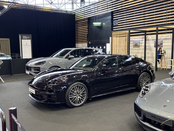 Porsche sort l'artillerie lourde au Salon de Lyon