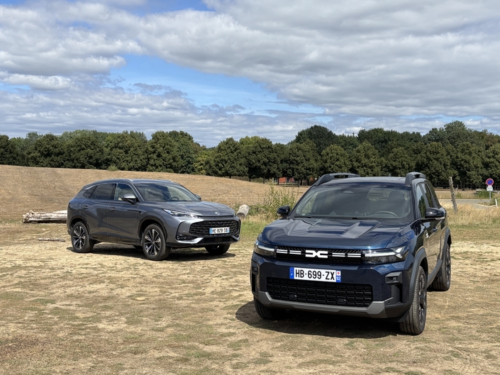 La Peugeot 308 se refait une beauté et les hybrides pas chers se comparent