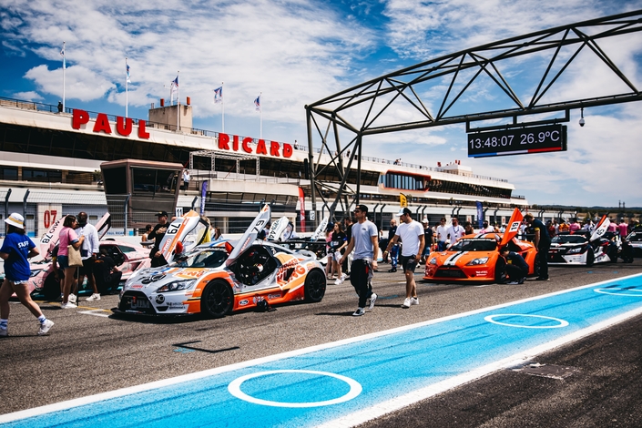 La grille de la Lamera Cup avant le départ de la course (il y en avait deux sur le week-end).