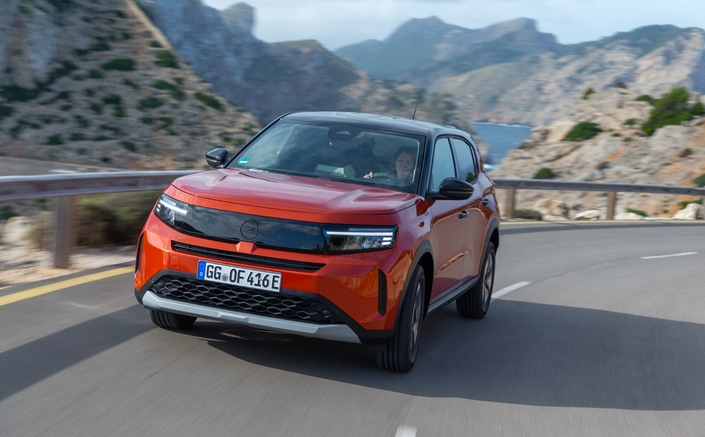 Les modèles éligibles au leasing social électrique
Frontera Edition (113 ch /83 kW) - 139 € / mois
Frontera GS (113 ch / 83 kW) - 147 € / mois
Mokka Edition (156 ch / 115 kW) - 149 € / mois
Mokka GS (156 ch / 115 kW) - 151 € / mois