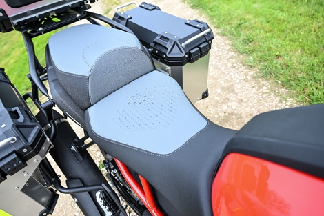 QJ Motor SRT 600 SX Touring, la petite bête qui démontre, qui démontre…