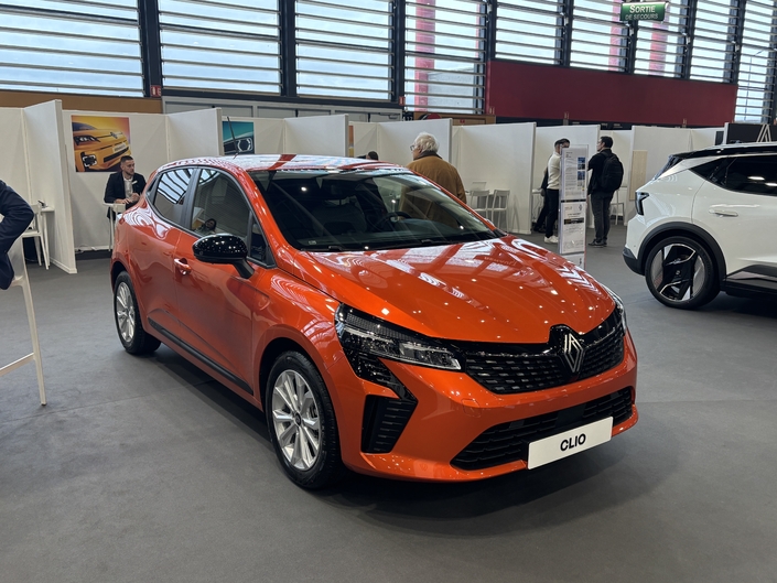 La nouvelle Renault Clio n'est pas présente sur le stand Renault au salon de Lyon, mais le reste de la gamme oui.