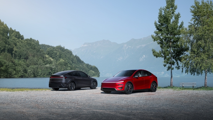 Model Y Performance et Cybertruck en vedette sur le stand Tesla au salon de Lyon