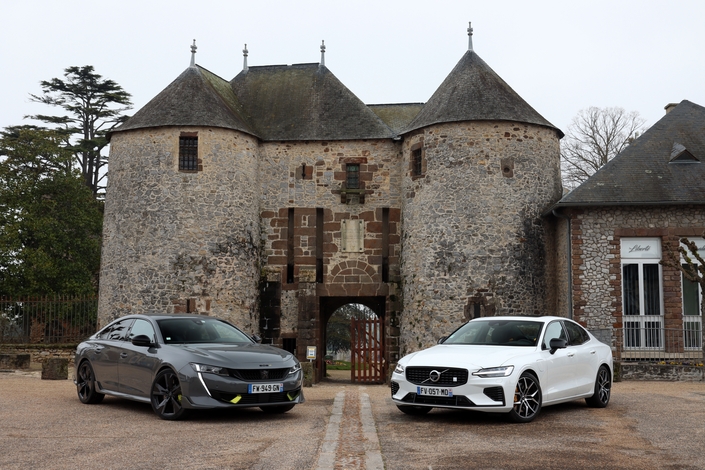 Comparatif vidéo - Peugeot 508 Peugeot Sport Engineered VS Volvo S60 T8 Polestar Engineered : bourgeoises sportives