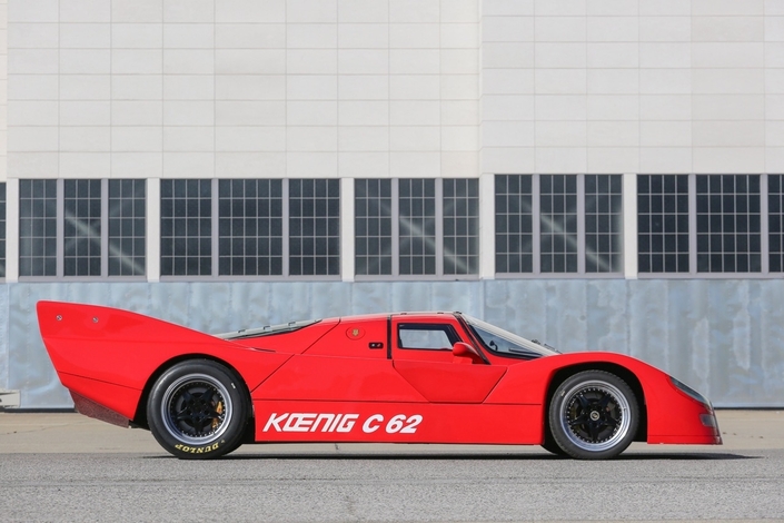 Une Porsche 962, mais pas tout à fait.