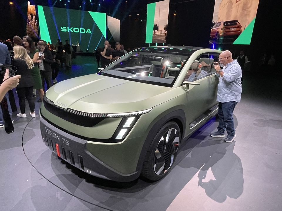 Présentation vidéo - Skoda Vision 7S : le nouveau visage de Skoda